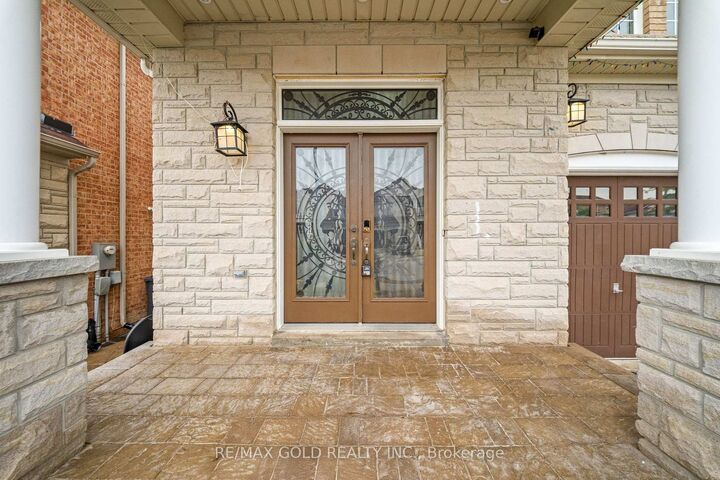 Property Photo:  155 Bellchase Trail  ON L6P 3N2 