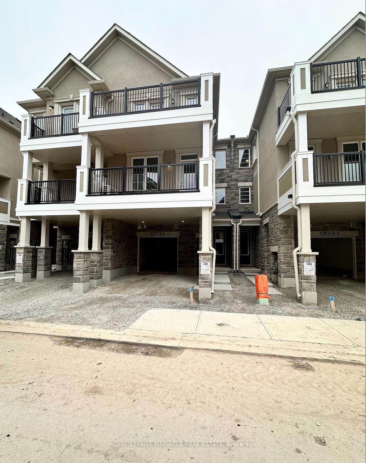 Property Photo: 1317 Leriche Way 84 ON L9E 0H5