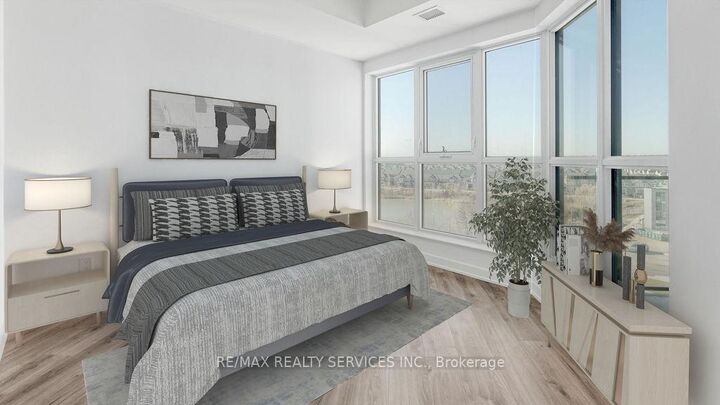 Property Photo:  405 Dundas Street W 624  ON L6M 4P9 