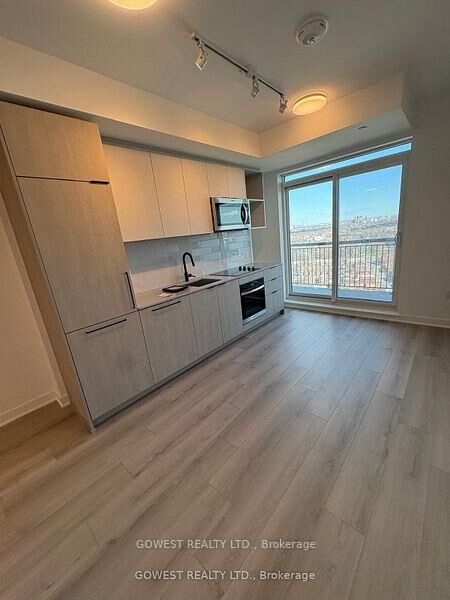 Property Photo:  1185 Dupont Street 2506  ON M6H 0G5 