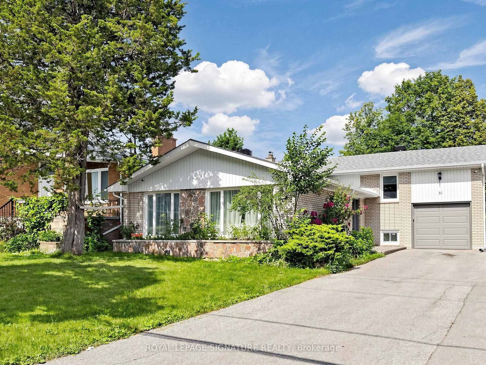 Property Photo:  31 Tollerton Avenue  ON M2K 2H1 