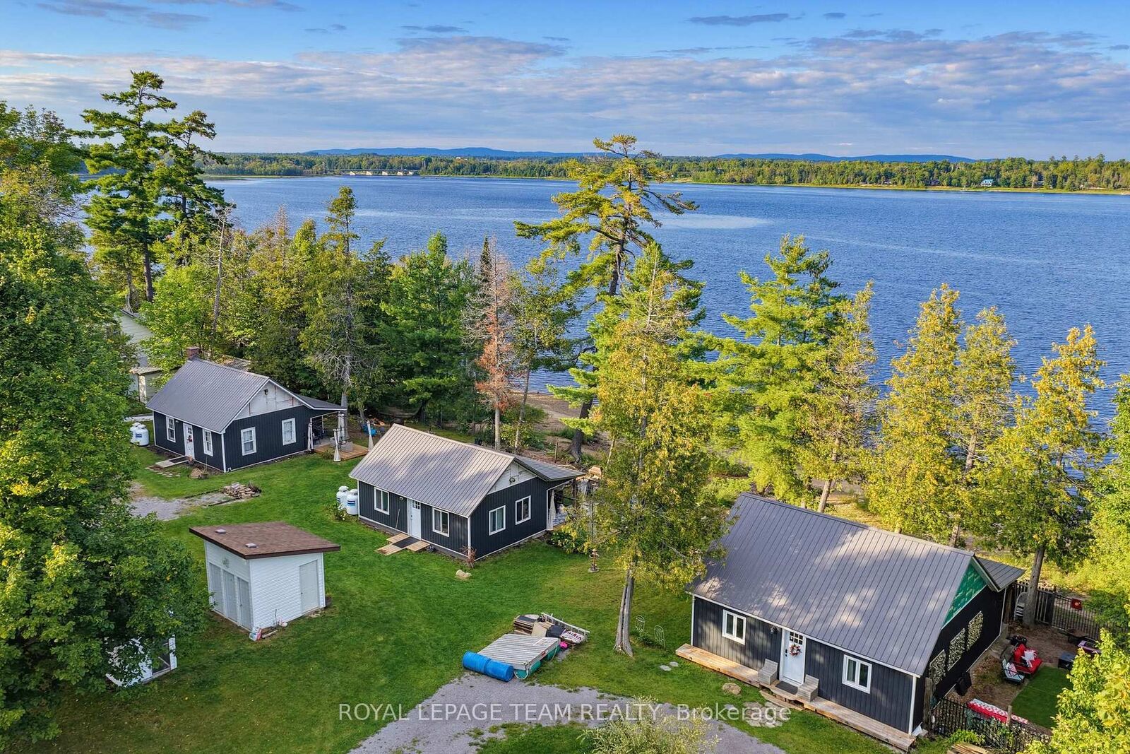 Property Photo:  754 Forest Park Road  ON K8A 6W2 