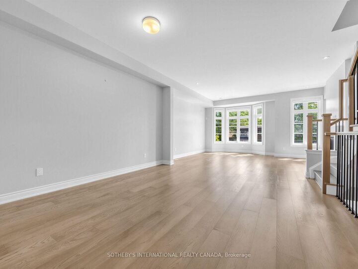 Property Photo:  78A Thomas Street  ON L5M 2R6 