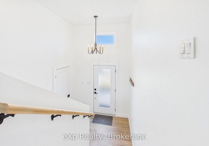 Property Photo:  1085 Sutton Street  ON N2X 2G1 