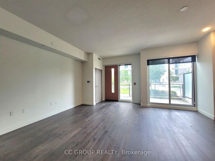Property Photo:  85 McMahon Drive Th207  ON M2K 0H1 
