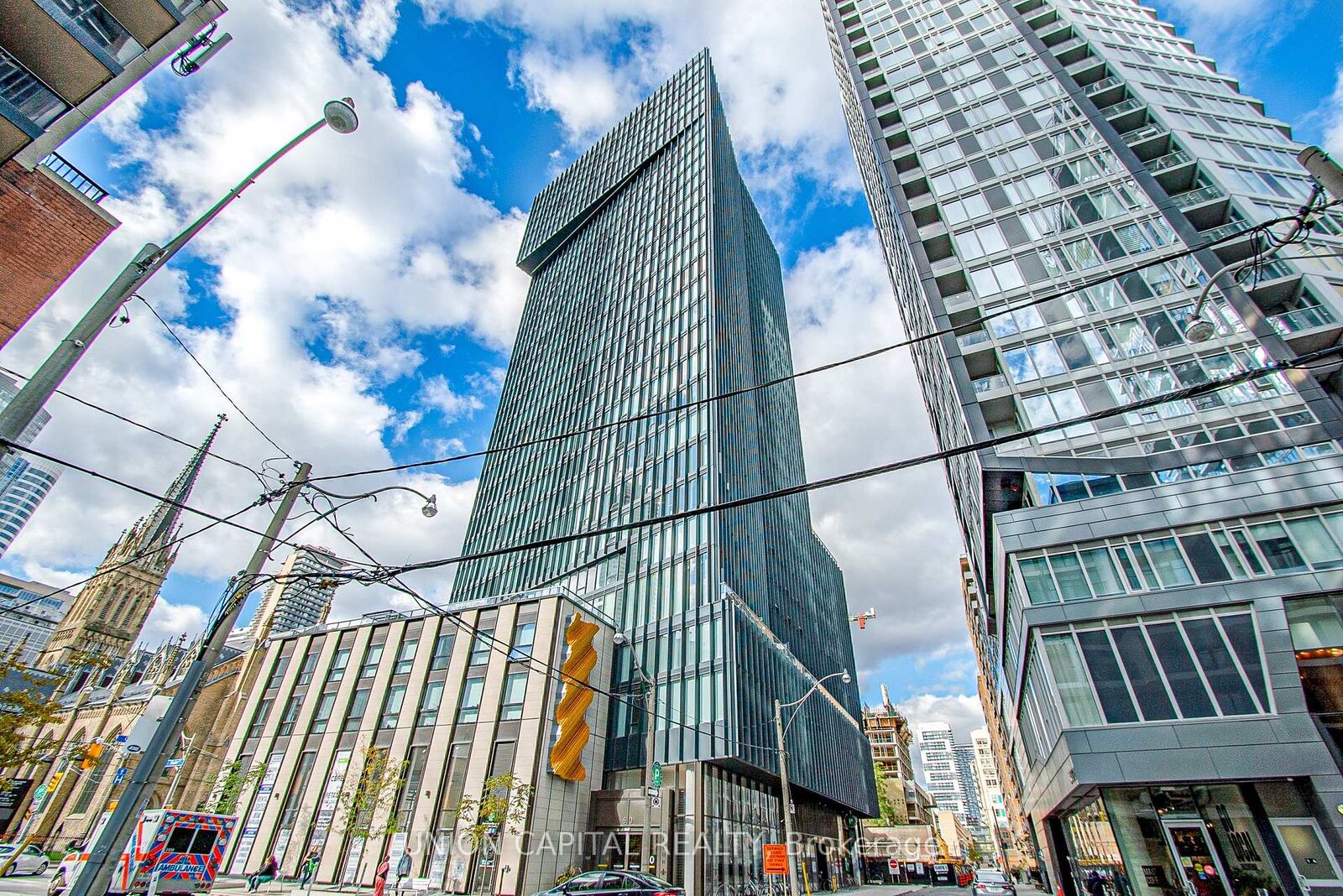 Property Photo:  60 Shuter Street Ph209  ON M5B 0B7 