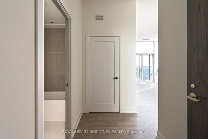 Property Photo:  7 Mabelle Avenue 3203  ON M9A 0C9 