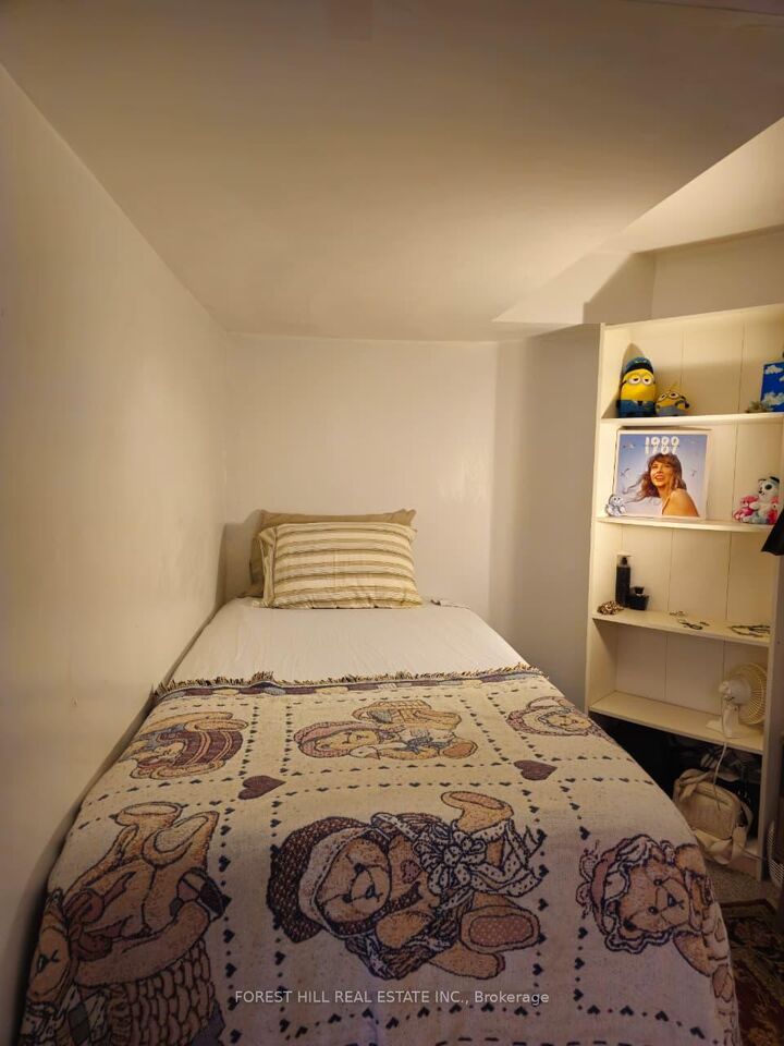 Property Photo:  99 Gloucester Street 1A  ON M4Y 1M2 