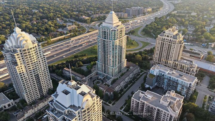 Property Photo:  38 Kenaston Gardens Gv108  ON M2K 1G8 