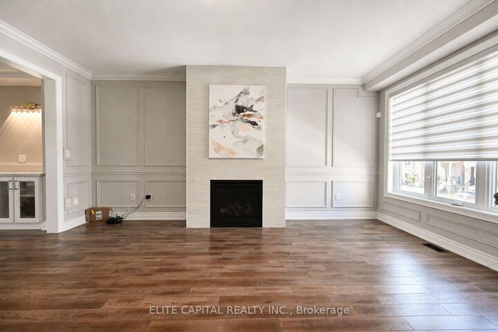 Property Photo: 85 William Durie Way ON M2R 0A9