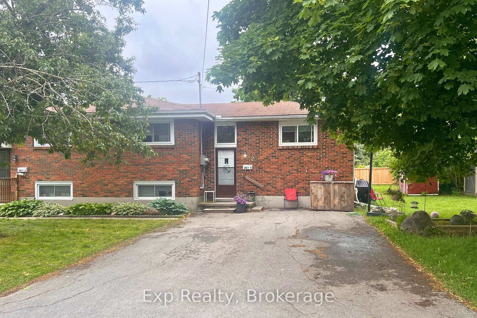 Property Photo: 20 Munro Avenue Unit B ON K8N 1K1