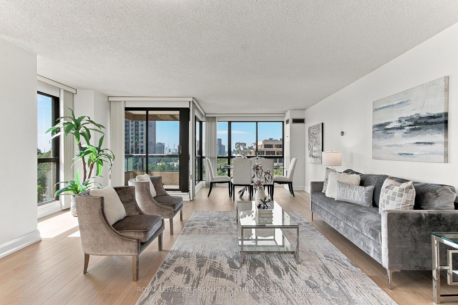 Property Photo:  1 Concorde Place 802  ON M3C 3K6 