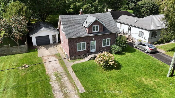 Property Photo:  228 Flora Street  ON N0L 2C0 