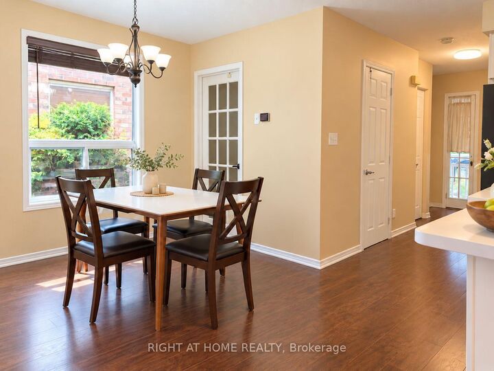 Property Photo:  709 Silversmith Street  ON N6H 5R8 