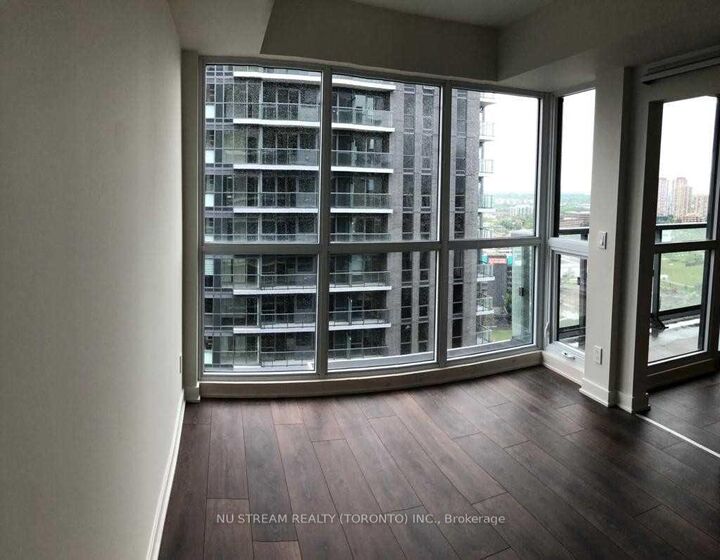 Property Photo:  2 Sonic Way 2703  ON M3C 0P2 