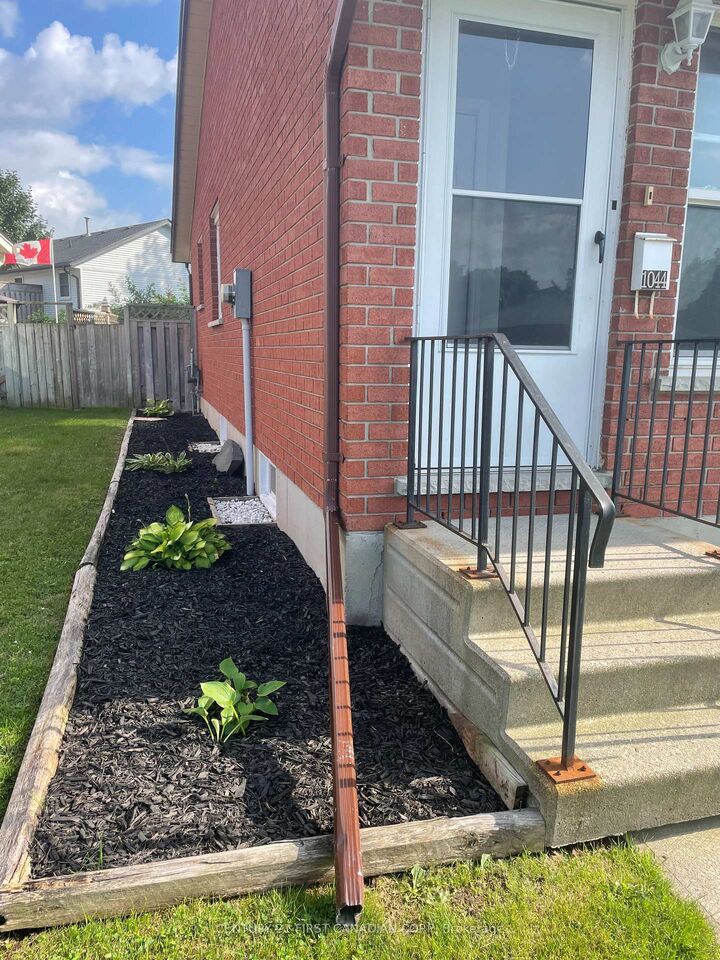 Property Photo:  1044 Cree Avenue  ON N4T 1A2 