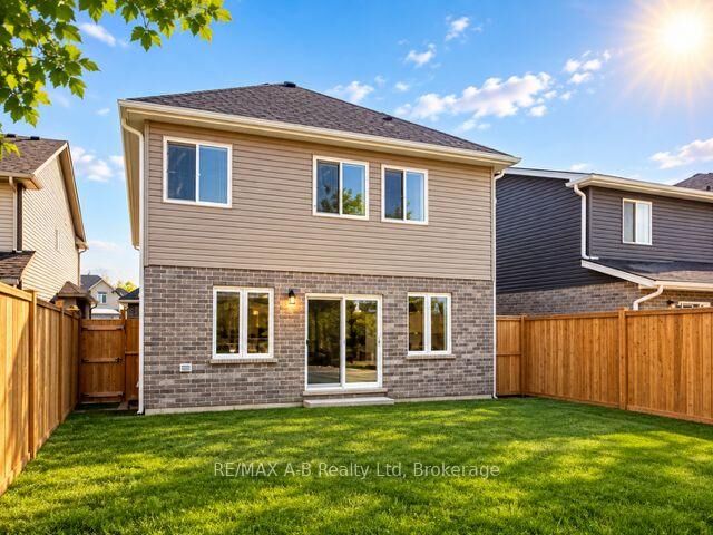 Property Photo:  45 Robertson Drive  ON N5A 0J6 