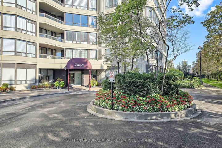Property Photo:  7460 Bathurst Street 711  ON L4J 7K9 