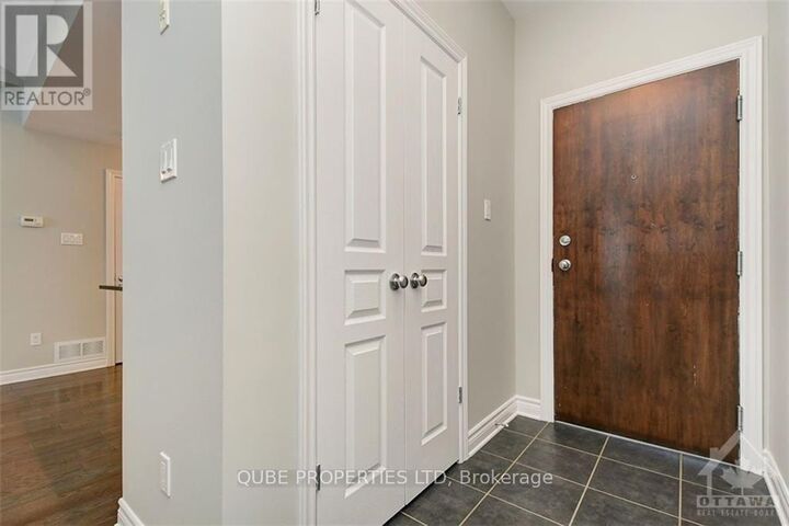 Property Photo:  40 Tayside Private Unit G  ON K2J 2T3 