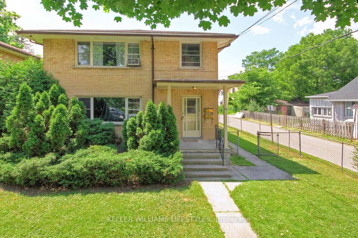 Property Photo:  84 Wilson Avenue Main SE  ON N6H 1X6 