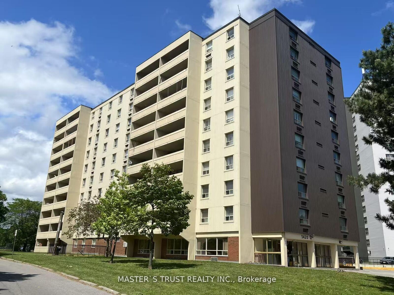 Property Photo:  3420 Eglinton Avenue E 903  ON M1J 2H9 