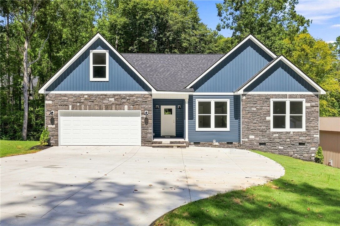 Property Photo:  216 W Halfway Branch Drive  SC 29691 
