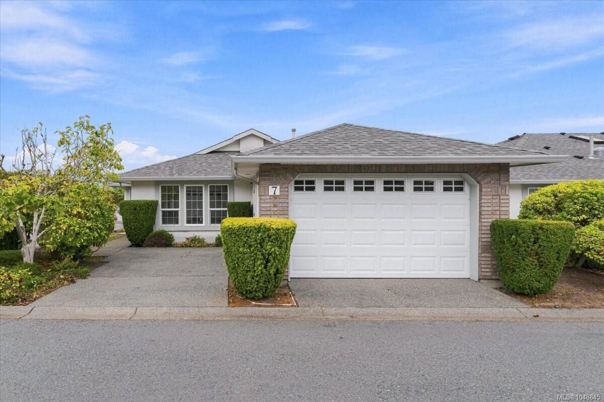 Property Photo:  6595 Groveland Dr #7  BC V9V 1S6 