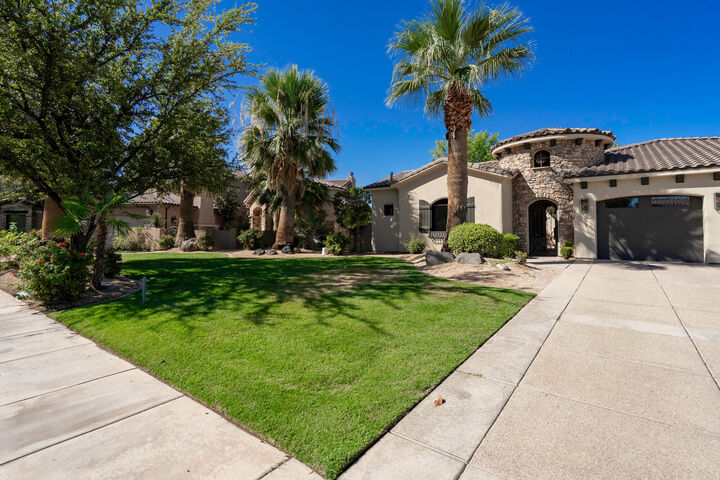 Property Photo: 470 N Country Ln 11 UT 84765