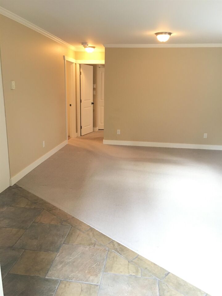 Property Photo:  555 Greenway Avenue  BC V7N 3C9 