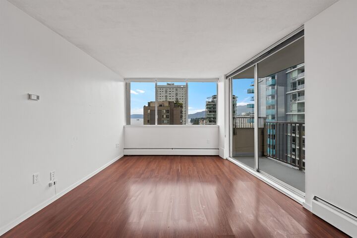Property Photo:  1251 Cardero Street 1504  BC V6G 2H9 