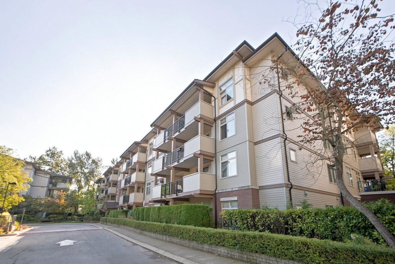 Property Photo:  10088 148th Street 212  BC V3R 3M9 