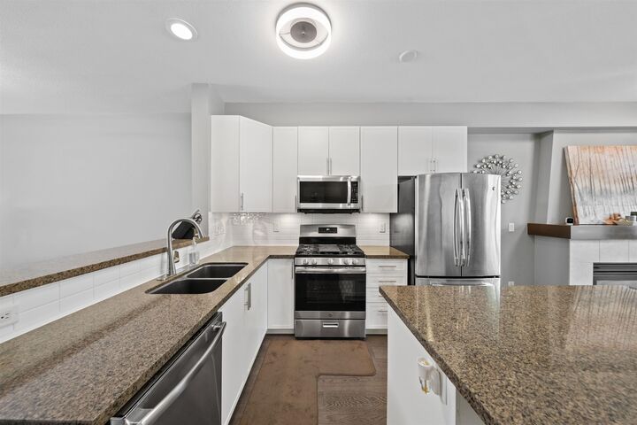 Property Photo:  21661 88 Avenue 11  BC V1M 4E6 
