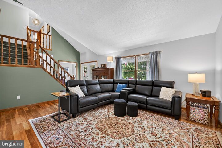 Property Photo:  102 Holly Court  NJ 08062 