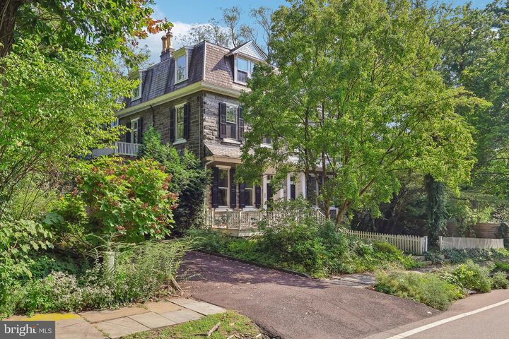 Property Photo:  202 W Chestnut Hill Avenue  PA 19118 