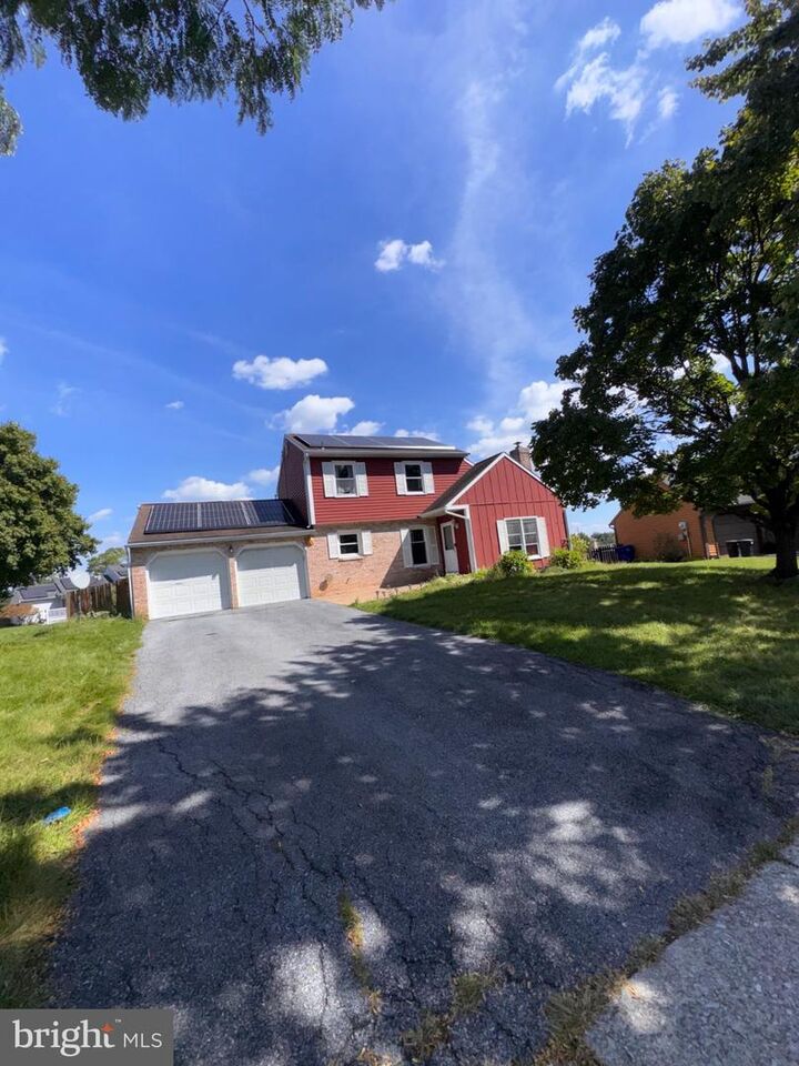 Property Photo:  4483 Brooksvale Court  PA 17110 