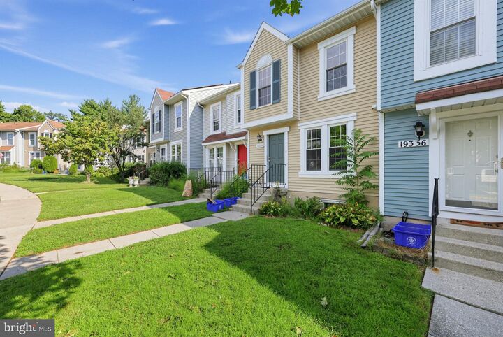 Property Photo:  19334 Liberty Heights Lane  MD 20874 
