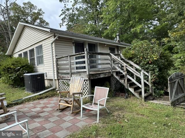 Property Photo: 12448 Catalina Drive MD 20657