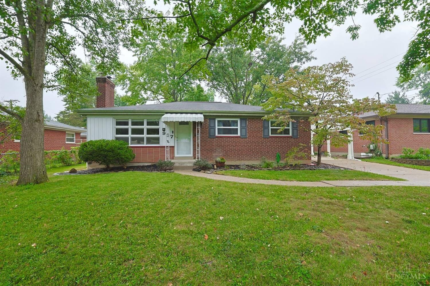 Property Photo:  937 Alnetta Drive  OH 45230 