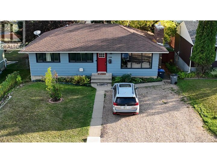 Photo de la propriété:  1509 95 Avenue  BC V1G 1J9 
