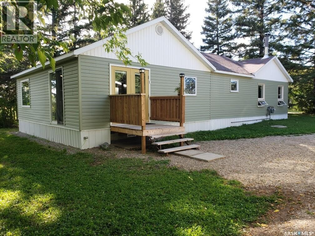 Property Photo: 247 Elsa Street SK S0A 2M0