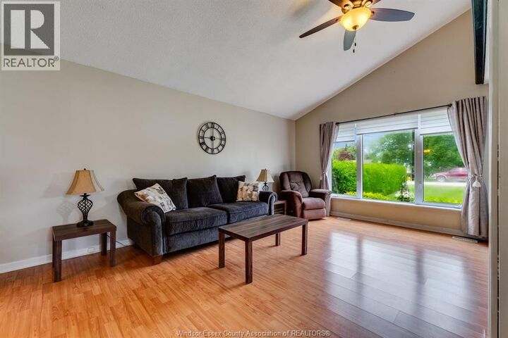 Property Photo: 109 Erie Street North ON N0P 1W0