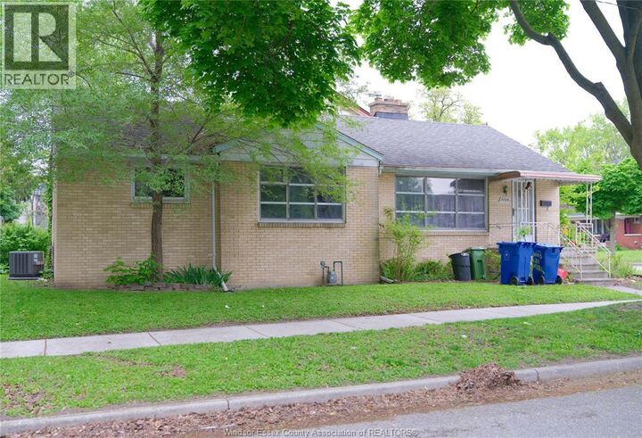 Property Photo:  3006 Alexander Ave  ON N9C 1G5 