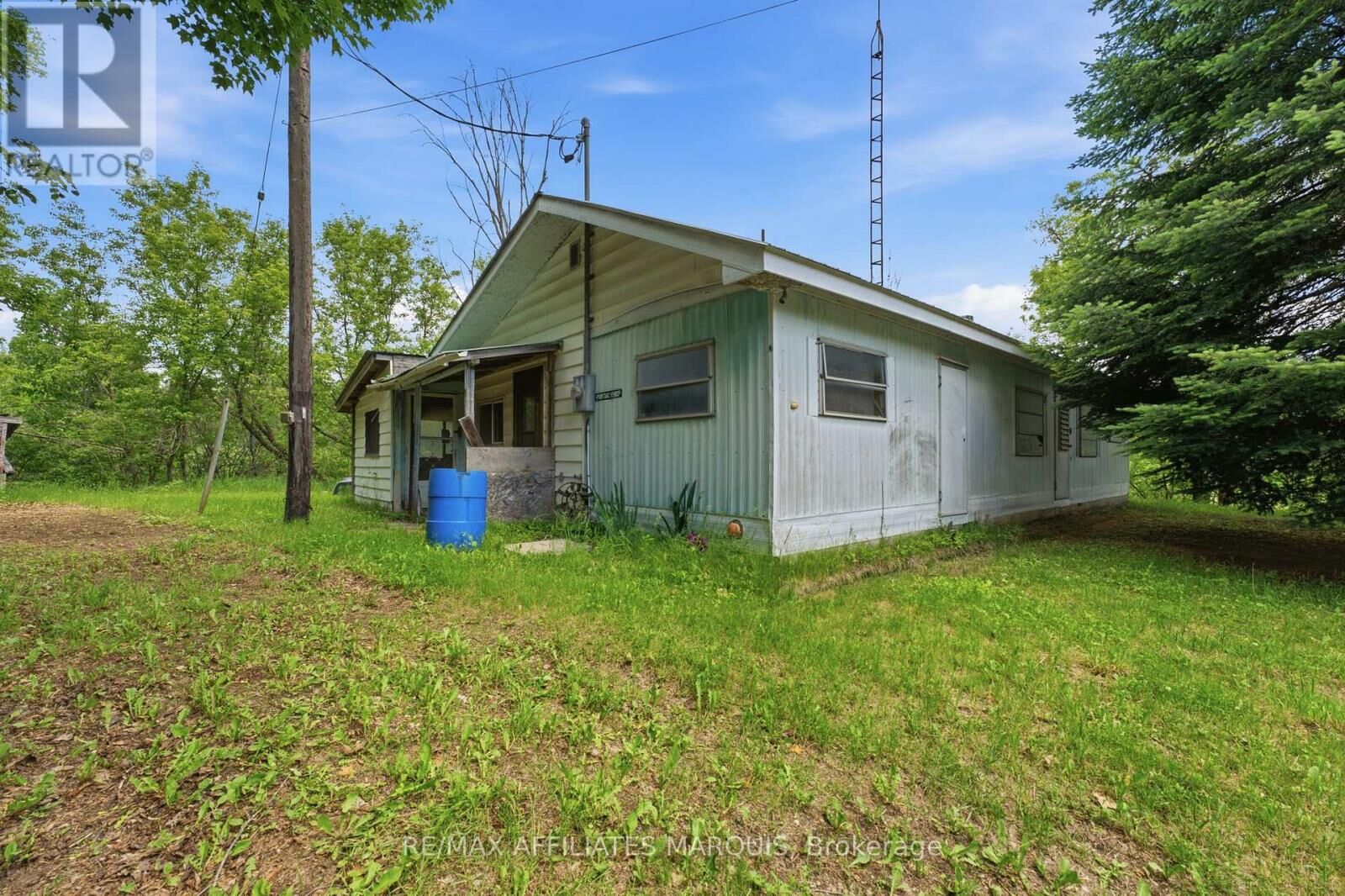 Property Photo:  1195 Thompson Road  ON K0H 2E0 