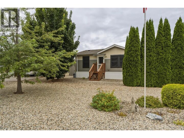 Property Photo:  4811 10A Avenue Northeast 24  BC V1E 1C5 