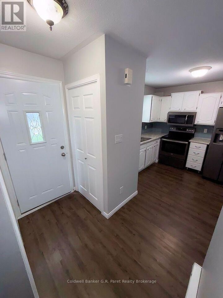 Property Photo: 150 Concession Street East 3 ON N4G 1P9