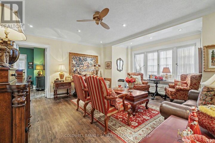 Property Photo:  260 Metcalfe Street 1D  ON K2P 1R6 
