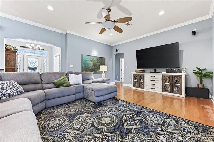 Property Photo: 5808 S Mosley Lane FL 32539