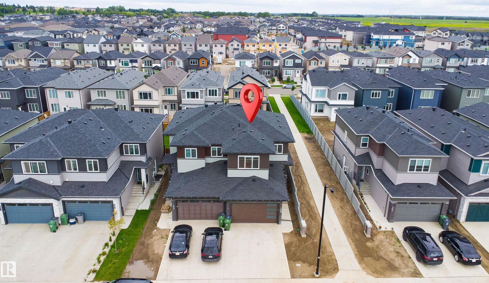 Property Photo:  3606 41 Ave  AB T4X 3H3 