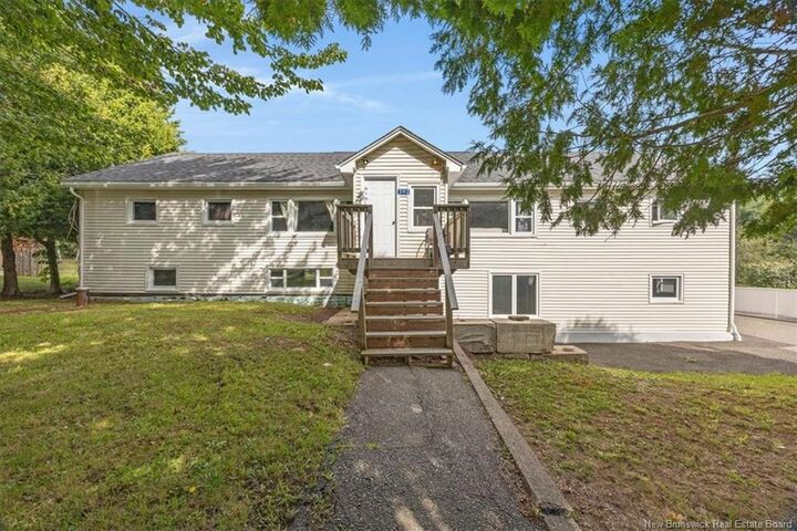Property Photo:  593 Kennebecasis River Road  NB E5N 6B7 