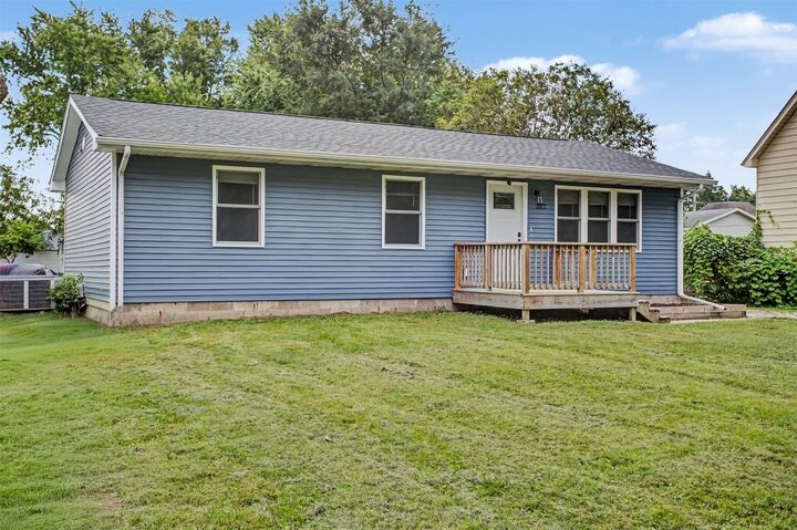 Property Photo:  222 N Erickson Street  IA 50236 